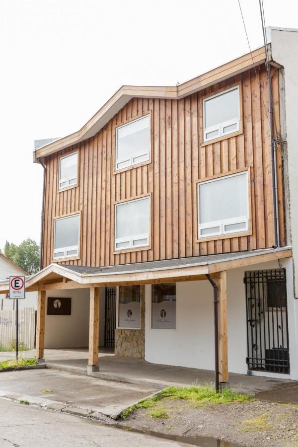 Huellas Y Senderos Hotel Coyhaique Exterior foto